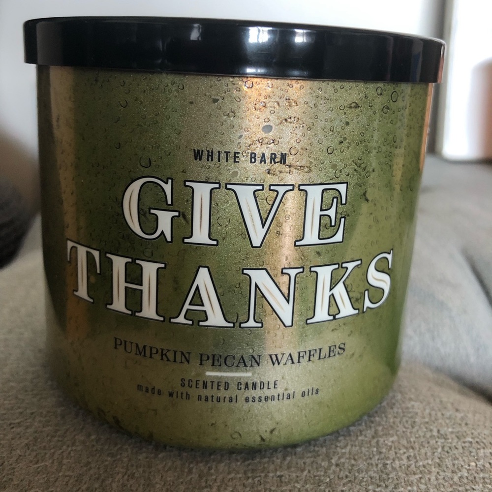 Give Thanks Pumpkin Pecan Waffle Bath & Body  Works 3 Wick Candle.